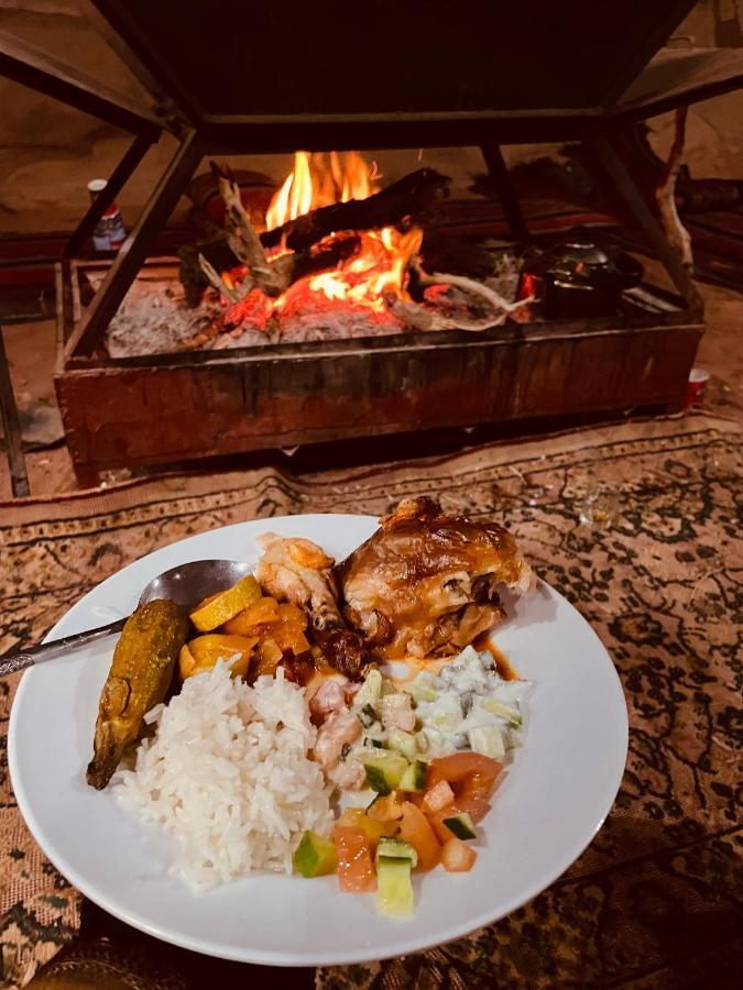 Sunrise Camp Hotel Вади Рум Екстериор снимка