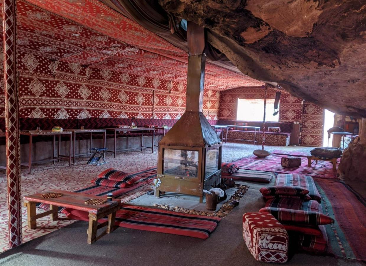 Sunrise Camp Hotel Вади Рум Екстериор снимка