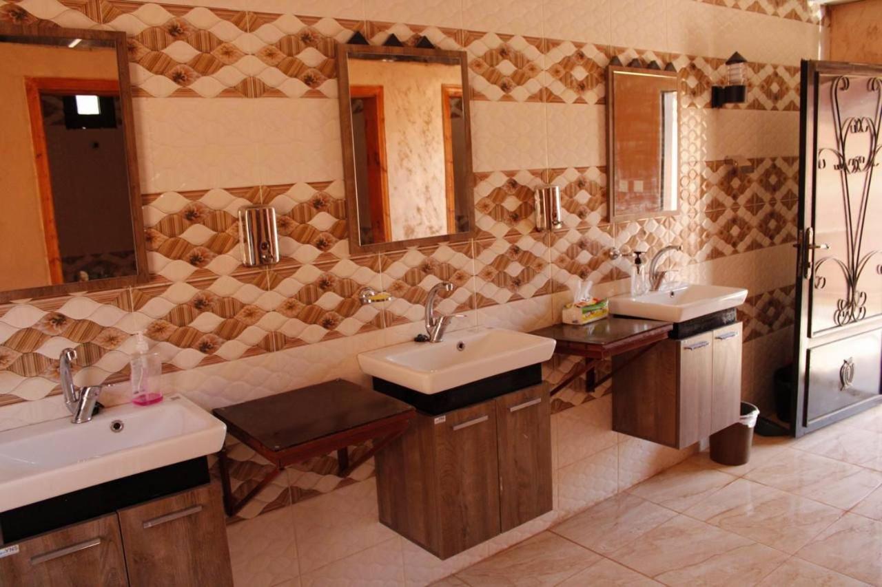 Sunrise Camp Hotel Вади Рум Екстериор снимка